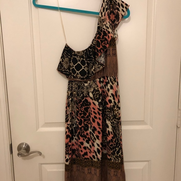 Off the shoulder dress - Picture 2 of 2